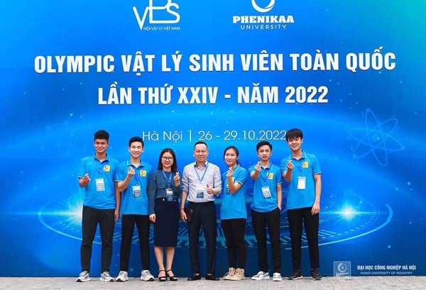 Đồng phục đại học Công Nghiệp Hà Nội