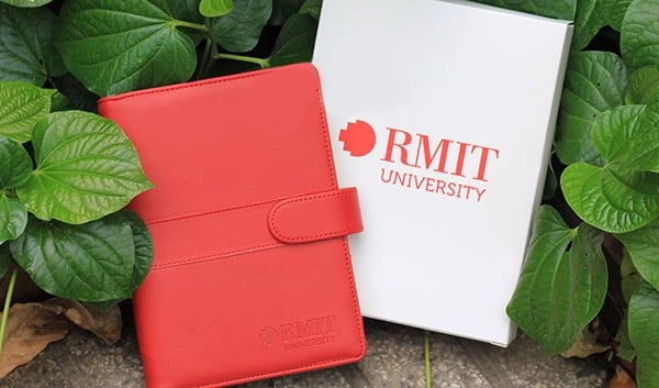 Đồng phục RMIT