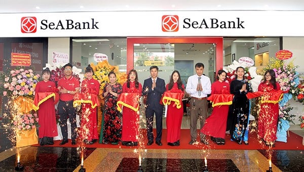 Đồng phục Seabank