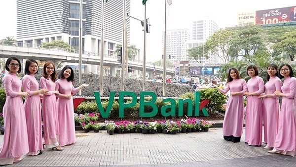 Áo Dài Đồng Phục VPBank