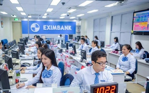 Đồng phục Eximbank