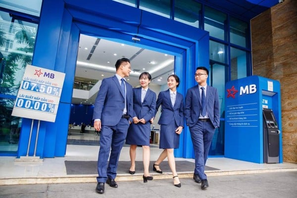 Đồng phục MB Bank