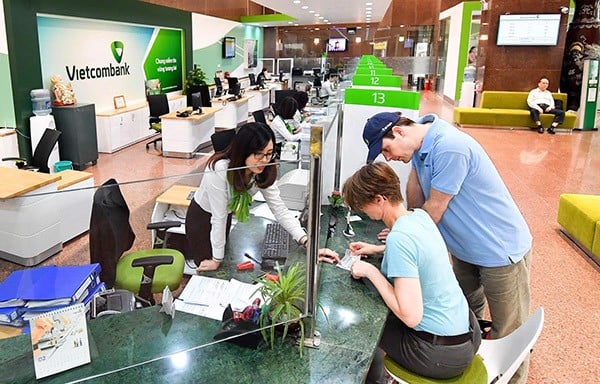 Đồng phục Vietcombank