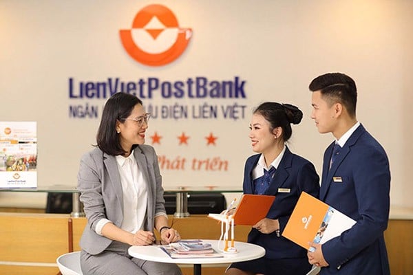 Đồng phục Liên Việt Post Bank