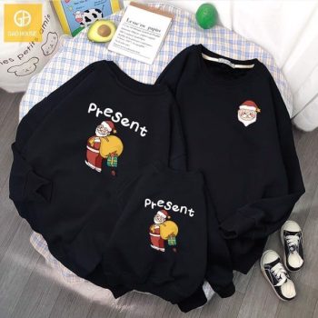 Áo gia đình Noel Present dáng sweater GF1824123