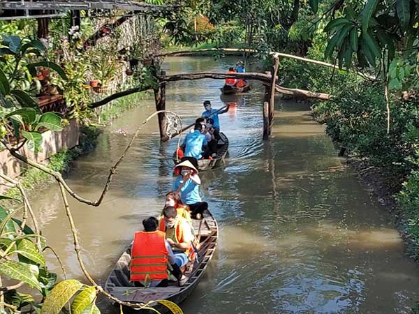 Khu du lịch sinh thái Phi Yến