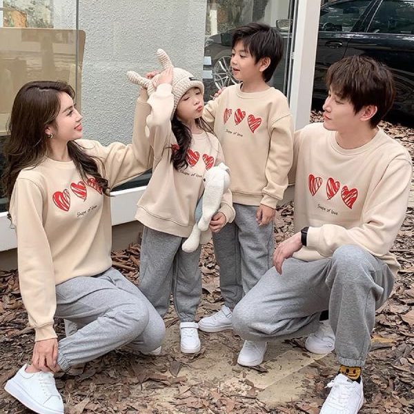 Mẫu áo gia đình mùa đông