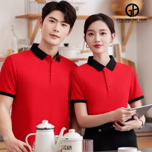 Áo phông đồng phục màu đỏ phối bo cổ màu đen cao cấp