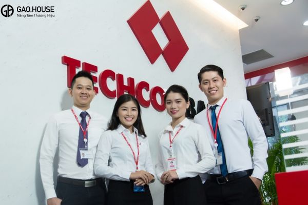 Áo đồng phục techcombank sang trọng