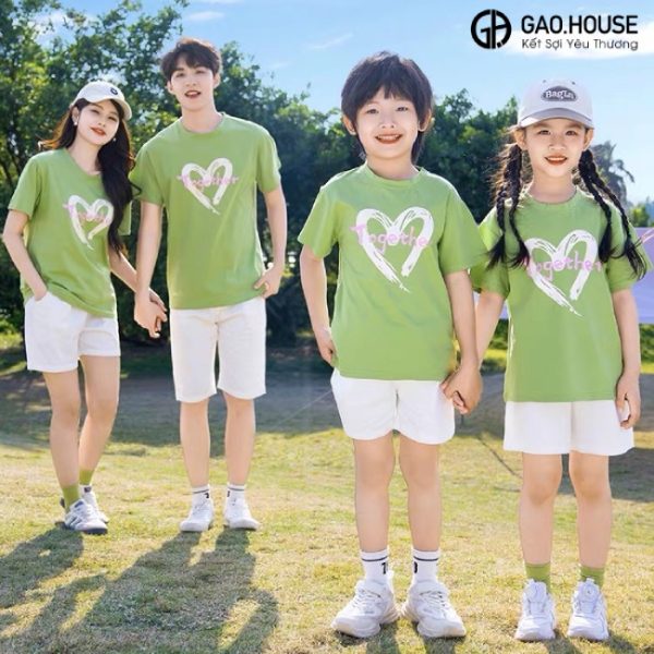 Áo gia đình màu xanh lá