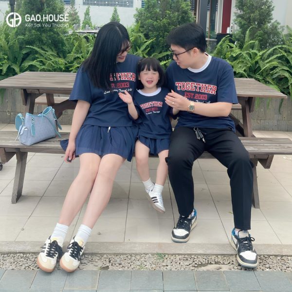 Đồng phục gia đình
