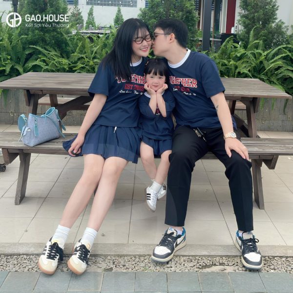 May đồng phục gia đình