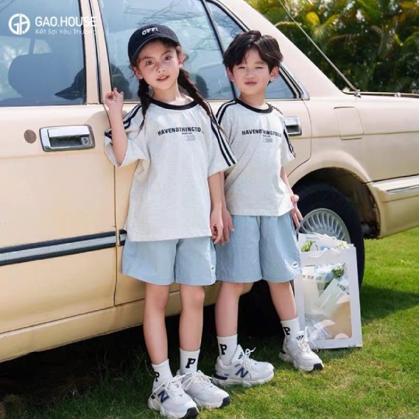 Quần áo gia đình