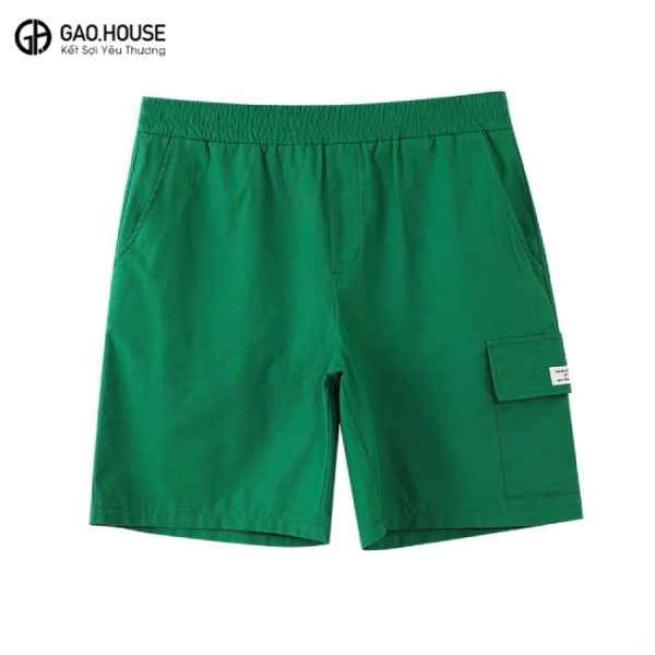 Quần xanh trong bộ đồng phục gia đình