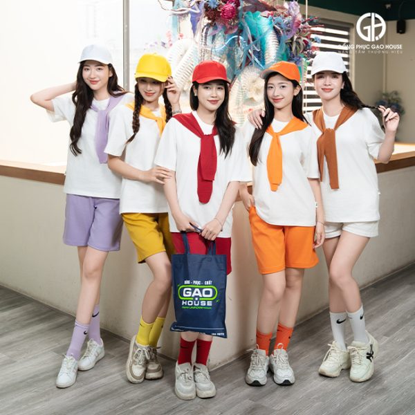 Set đồng phục nhóm áo thun kèm quần tặng mũ và khăn