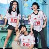 áo thun lớp 3d màu trắng cổ v màu đen