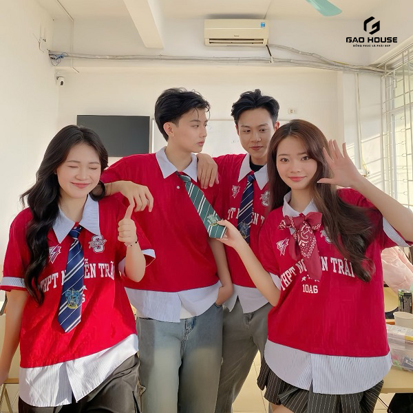 áo lớp đỏ polo phối sơ mi