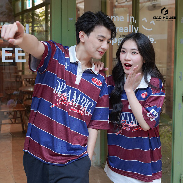 áo thun lớp màu đỏ xanh