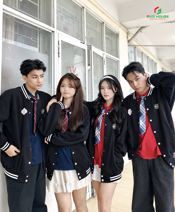 áo khoác bomber đồng phục lớp màu đen