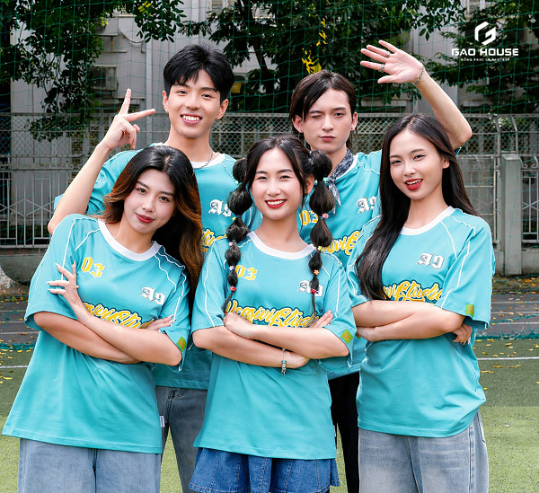 áo thun lớp màu xanh ngọc cổ tròn