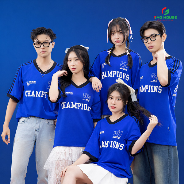 mẫu áo lớp màu xanh dương cổ v