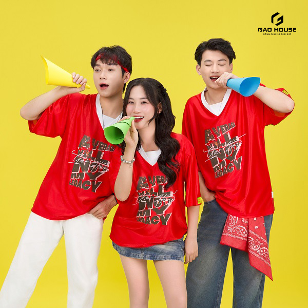 đồng phục lớp màu đỏ bóng line up