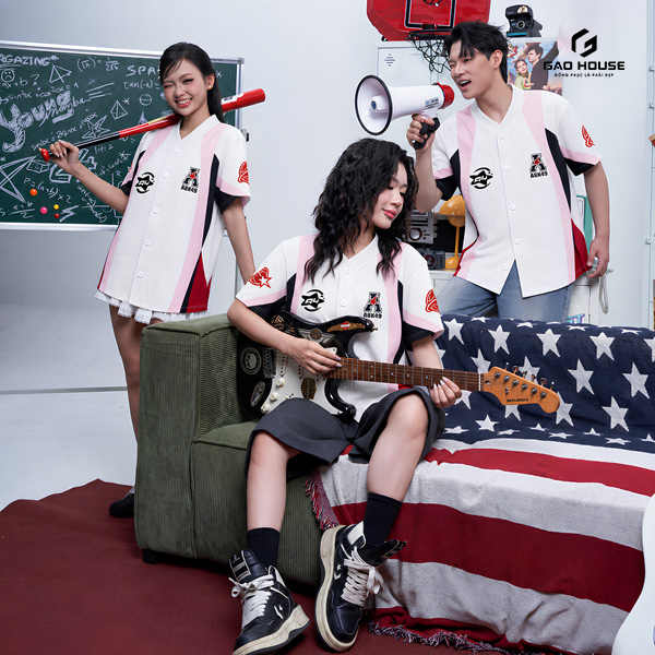 áo lớp baseball just do it màu trắng